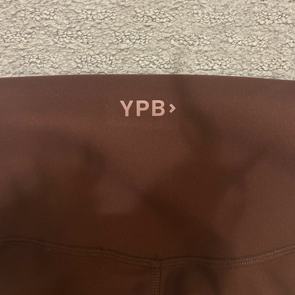 Abercrombie YPB Sculpt Lux Split Flare Legging - Picture 6 of 7